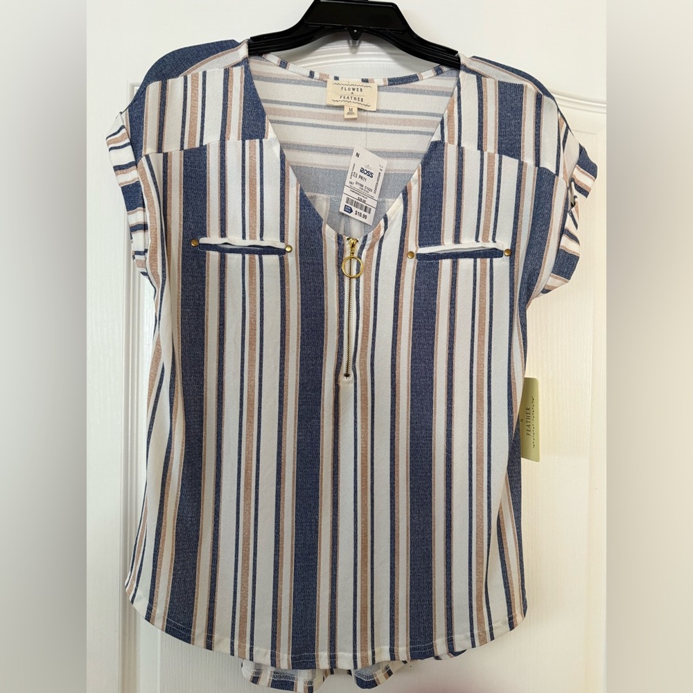 Woman’s Top
By Flower and Feather